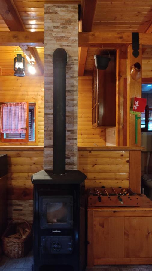 Kuca Za Odmor "Med Strmci" Villa Zlobin Ngoại thất bức ảnh